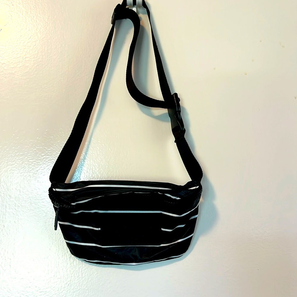 Aloha MINI HIP PACK - pinstripe